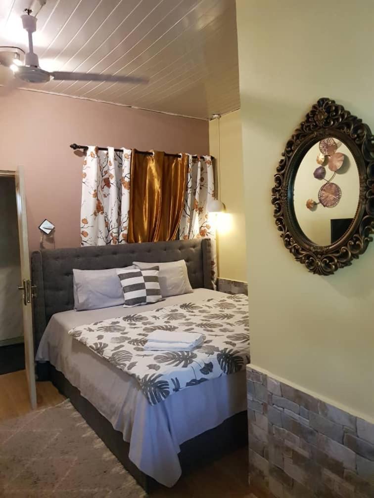 Nana Adu Guest House Koforidua Eksteriør billede