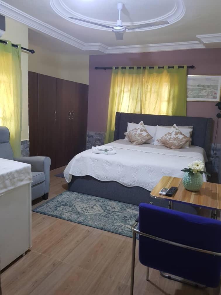 Nana Adu Guest House Koforidua Eksteriør billede